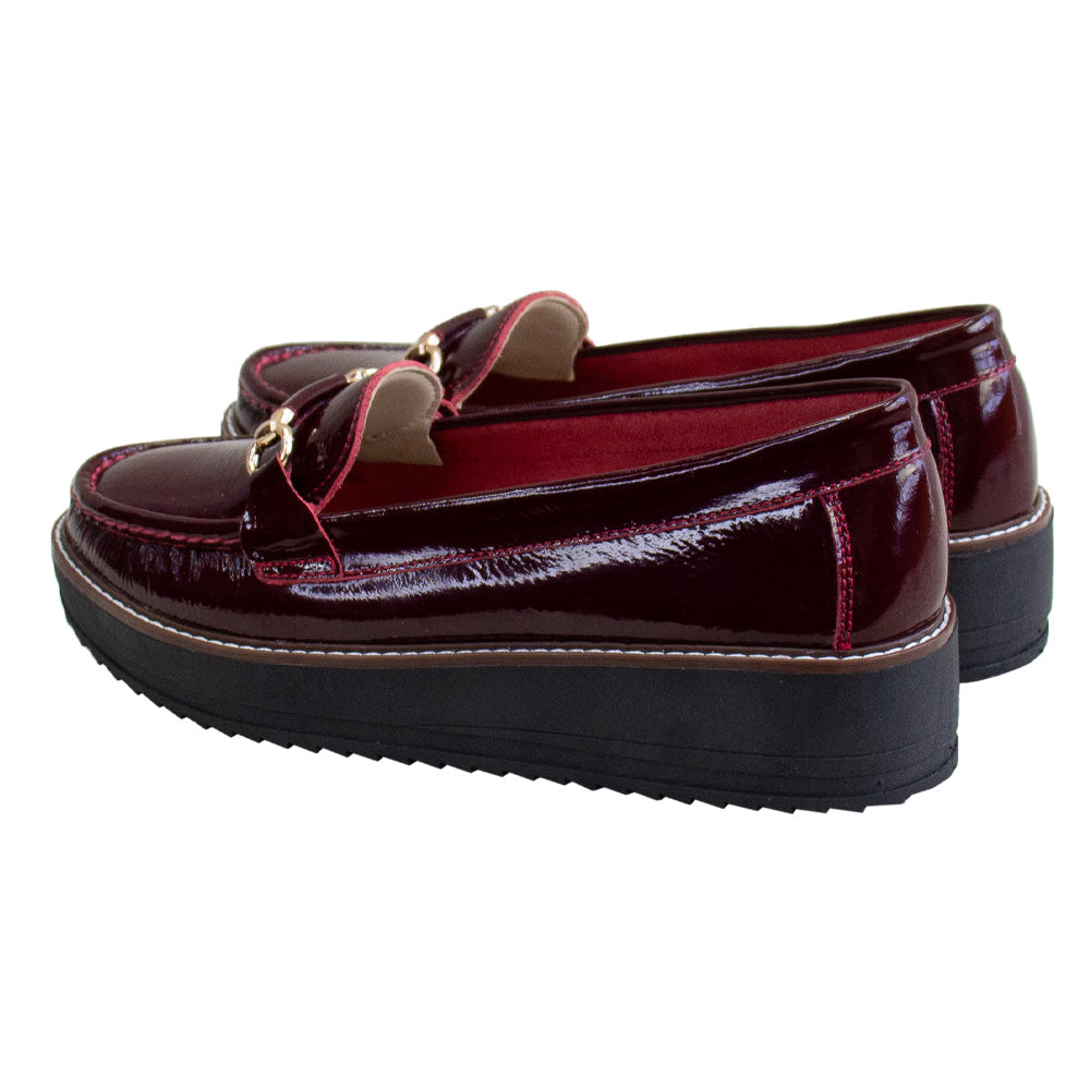 MOCASIN PLATAFORMA DANIELA CHAROL VINO