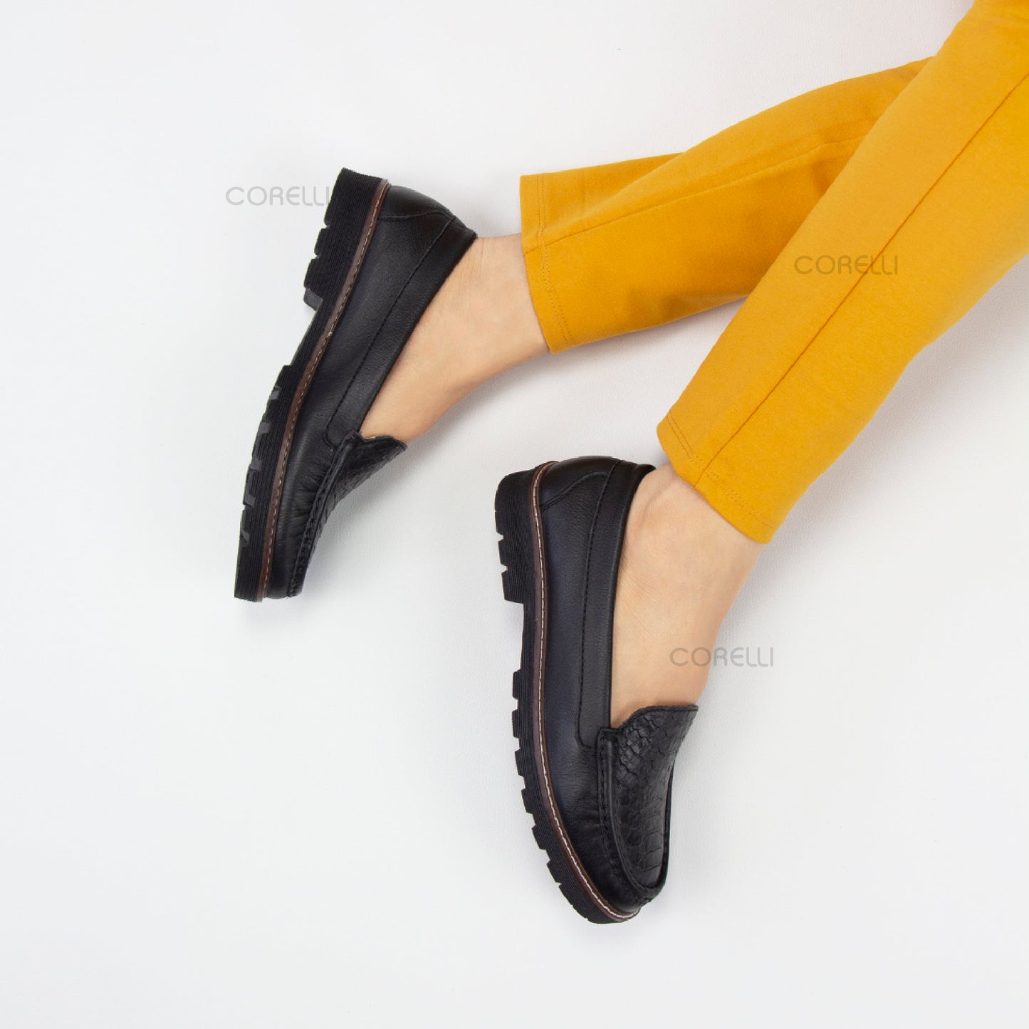 MOCASIN PLATAFORMA ESTER NEGRO