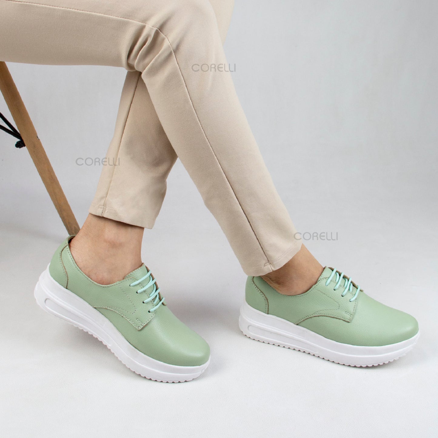 ZAPATO URBANO THALIA MENTHA