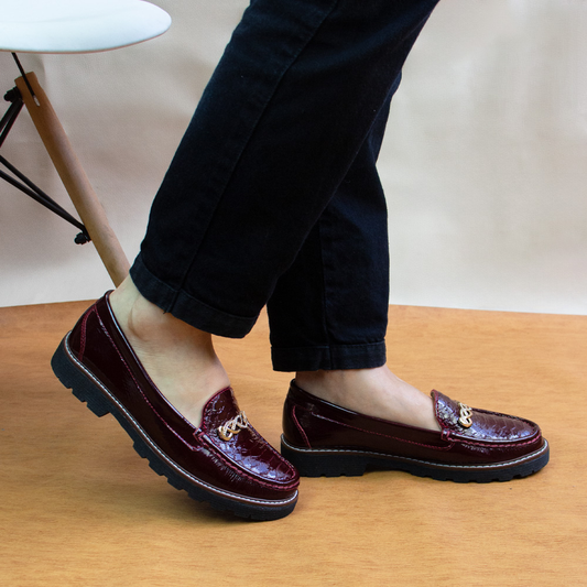 MOCASIN PLATAFORMA CHIARA CHAROL  VINO