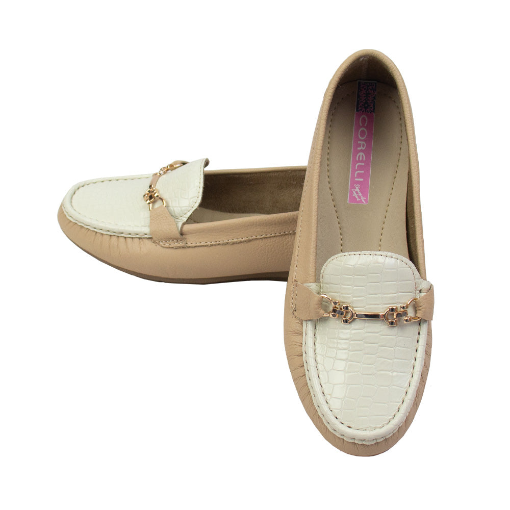 MOCASIN CHATO  LAURA   PELE  /CHAROL CREMA